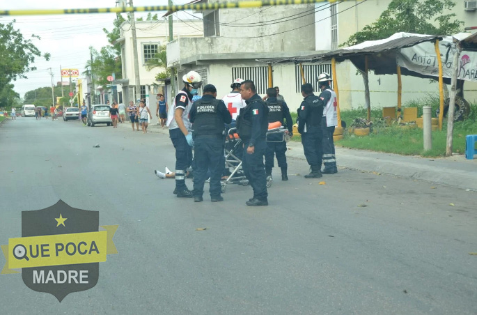 Ejecutan a un hombre afuera de su domicilio en Cancún.