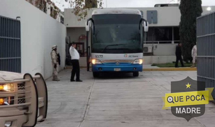 Aseguran un kilo de crystal a bordo de camión de pasajeros en Allende.