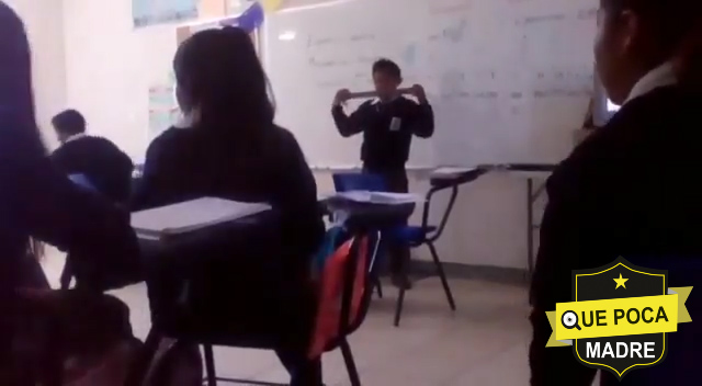 Profesor humilla a alumno de Telesecundaria