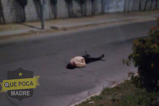 Abandonan el cadáver de una mujer en arroyo vehicular de la ciudad de #Puebla.
