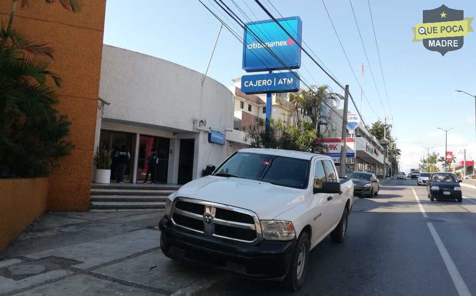 Delincuentes asaltan banco en Tamaulipas.