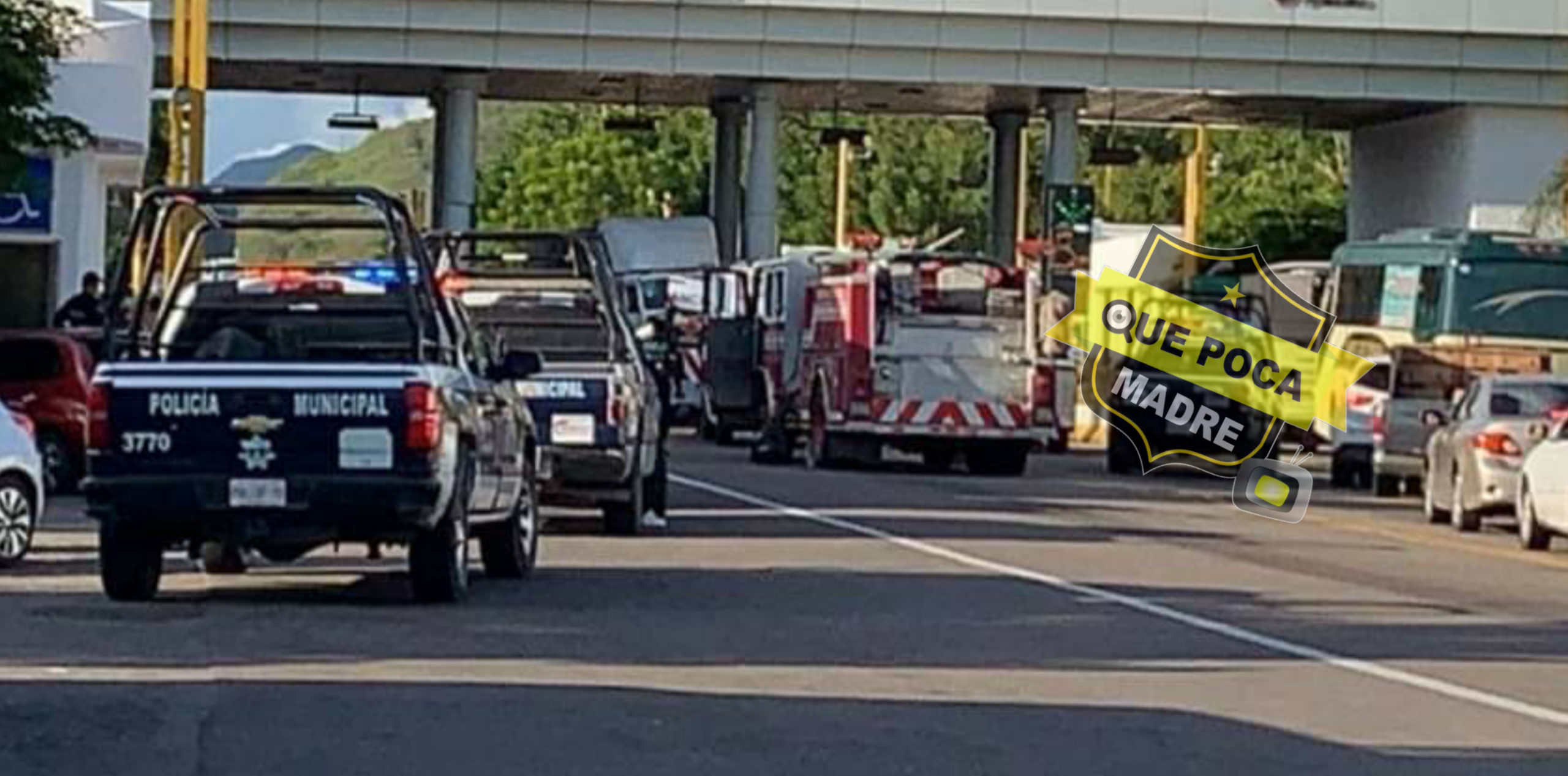 Tráiler se queda sin frenos y embiste a dos vehículos en Culiacán