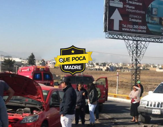 #Toluca: Carambola en la carretera Toluca – Naucalpan.