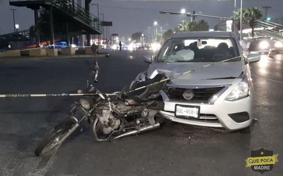Muere motociclista atropellado en Nuevo León.