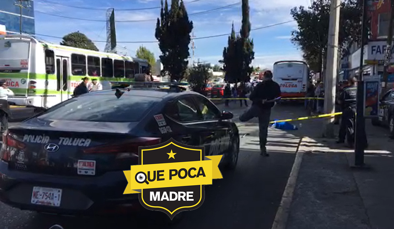 #Toluca: Muere mujer al ser arrollada por un camión del transporte público.