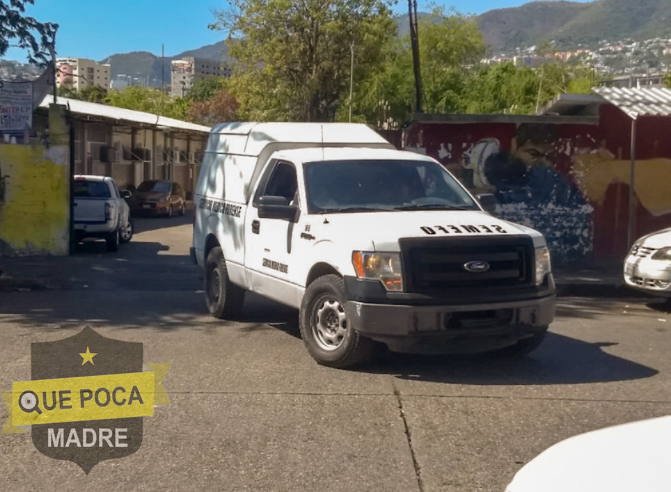 Bebé muere asfixiado tras ser abandonado dentro de un auto en Acapulco.