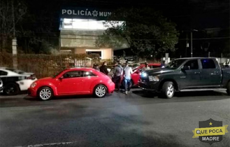 Roban armas de modulo de policía en Tlalnepantla.