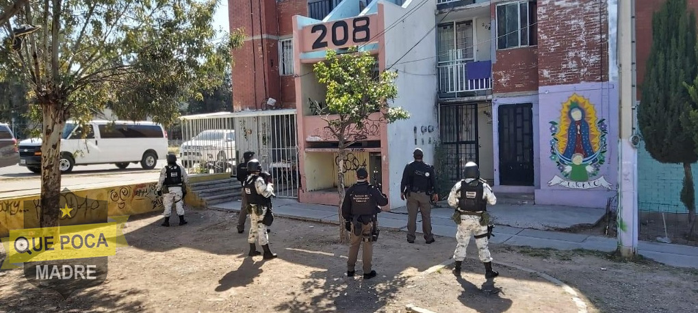 Detienen a 2 sujetos y aseguran armas y droga en Aguascalientes.