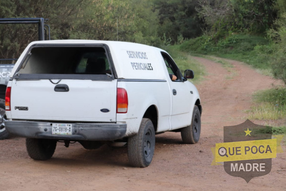 Encuentran cuerpo semienterrado en poblado de Fresnillo.