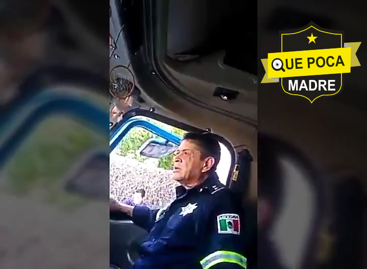 Graban a policía corrupto en el Edomex