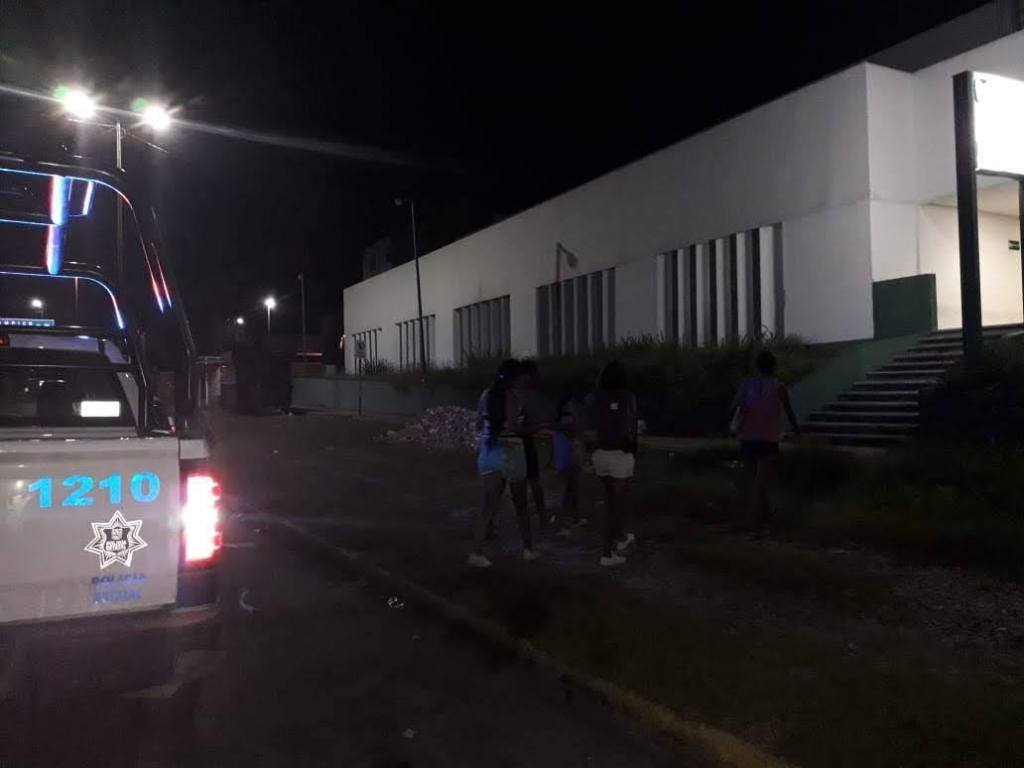 Sujeto agrede a mujer durante una fiesta en Tamaulipas.