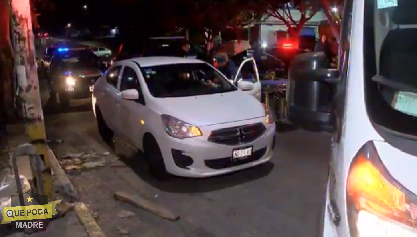 Conductor de taxi resulta herido durante intento de asalto en Jalisco.