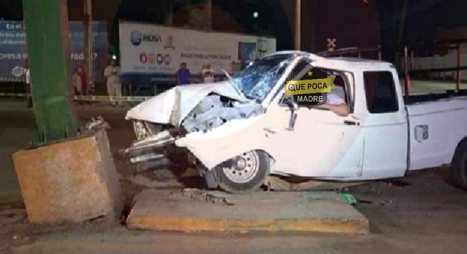 Muere hombre al chocar contra semáforo en Tamaulipas.