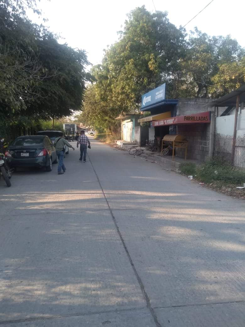 Asesinan a dueño de un bar en San Luis Potosí.