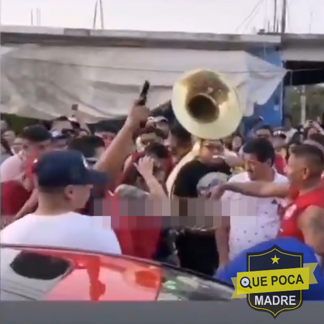 Disparos al aire en carnaval de Tláhuac