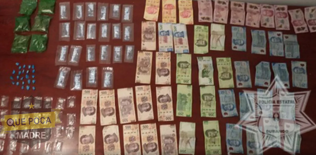 Detienen a 2 sujetos en posesión de dinero y drogas en Gómez Palacio.