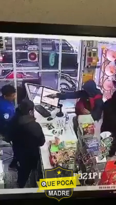 Asalto a tienda de autoservicio en Texmelucan