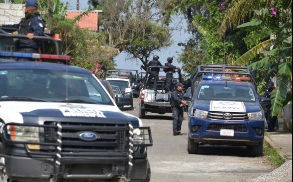 Rescatan a dos policías municipales secuestrados en Veracruz.