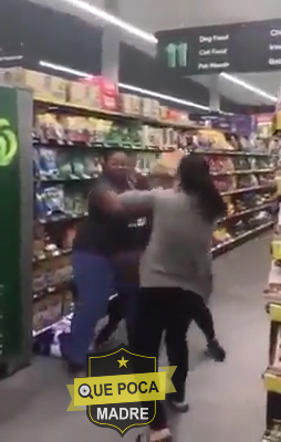 Mujeres protagonizan una pelea por un paquete de papel higiénico