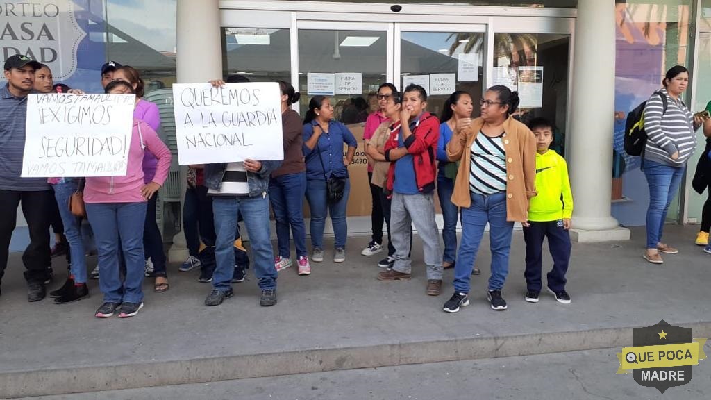 Habitantes se manifiestan para pedir más seguridad en Reynosa.