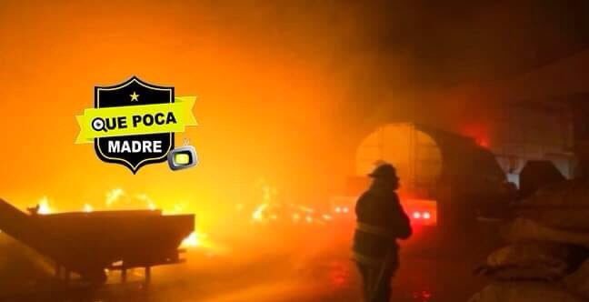 Se incendia bodega en Zactecas.