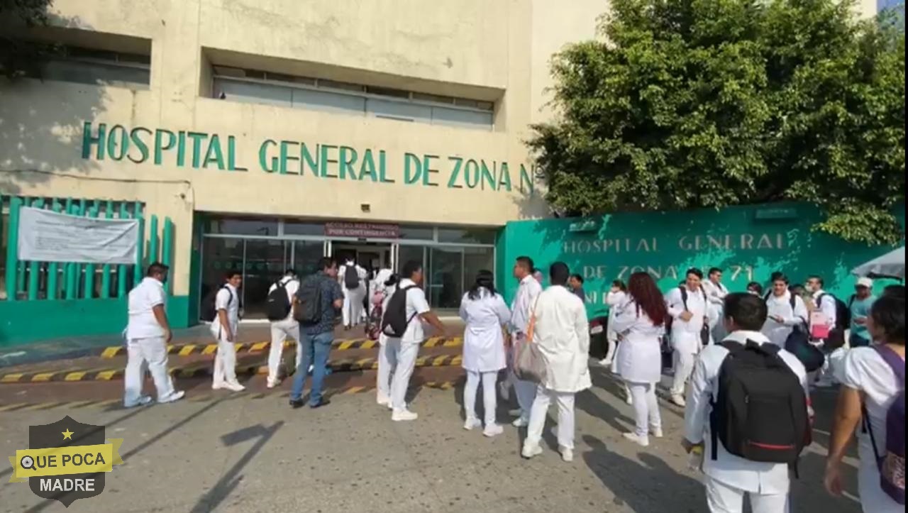 Realizan huelga en Hospital de Veracruz por falta de equipo.