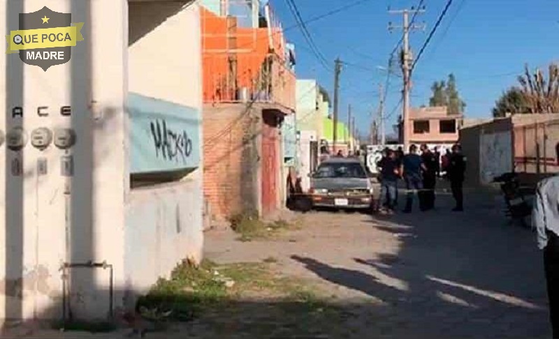 Asesinan a balazos a un joven en San Luis Potosí.