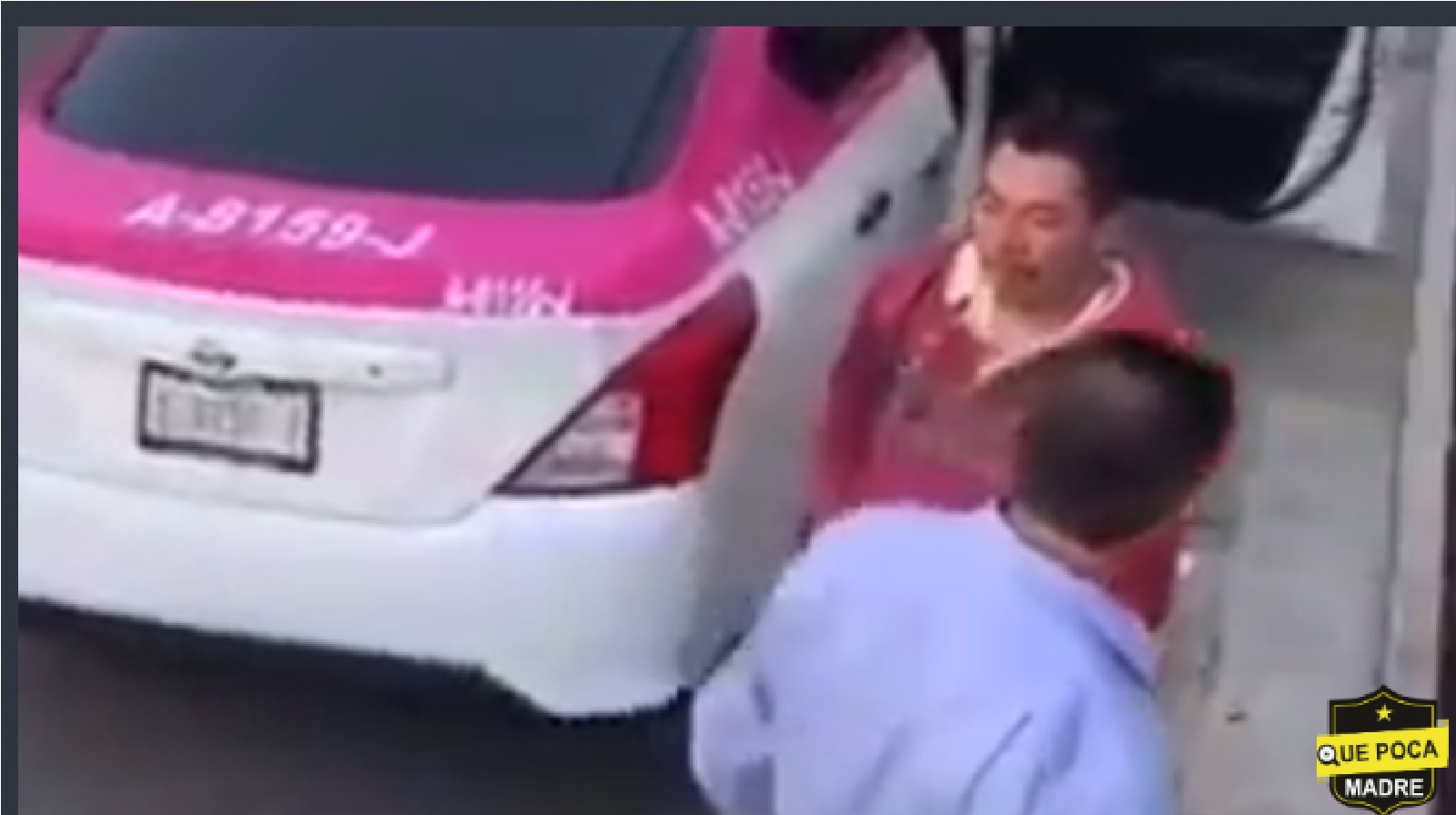 Video: Captan a Taxista tomando en horas de trabajo CDMX