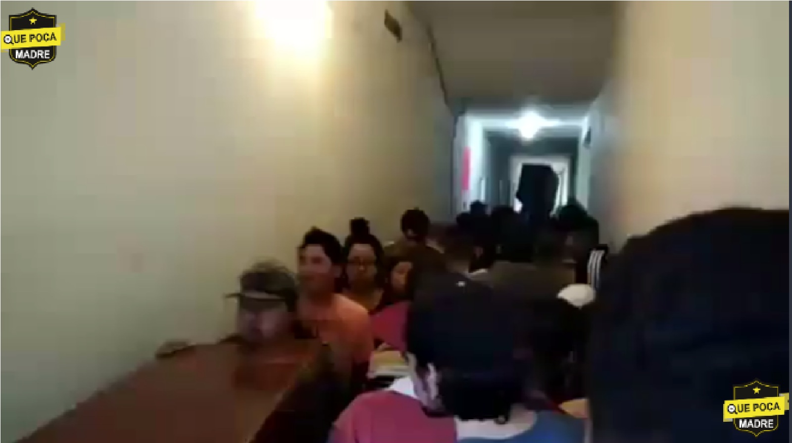 Video: Captan saqueo múltiple de departamentos como parte de un supuesto desalojo en un edificio con más de 50 departamentos en San Antonio Abad