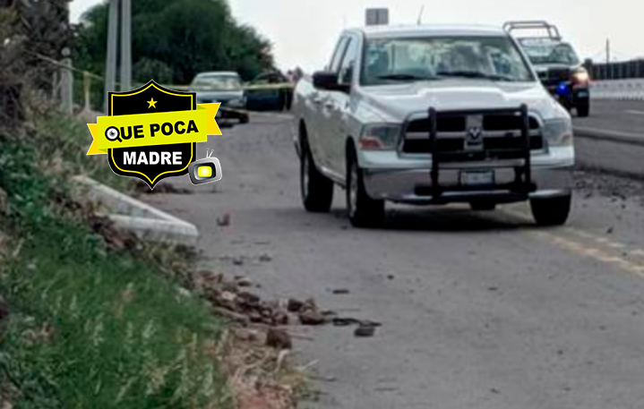 Encuentran auto con dos cadáveres en su interior en Querétaro.