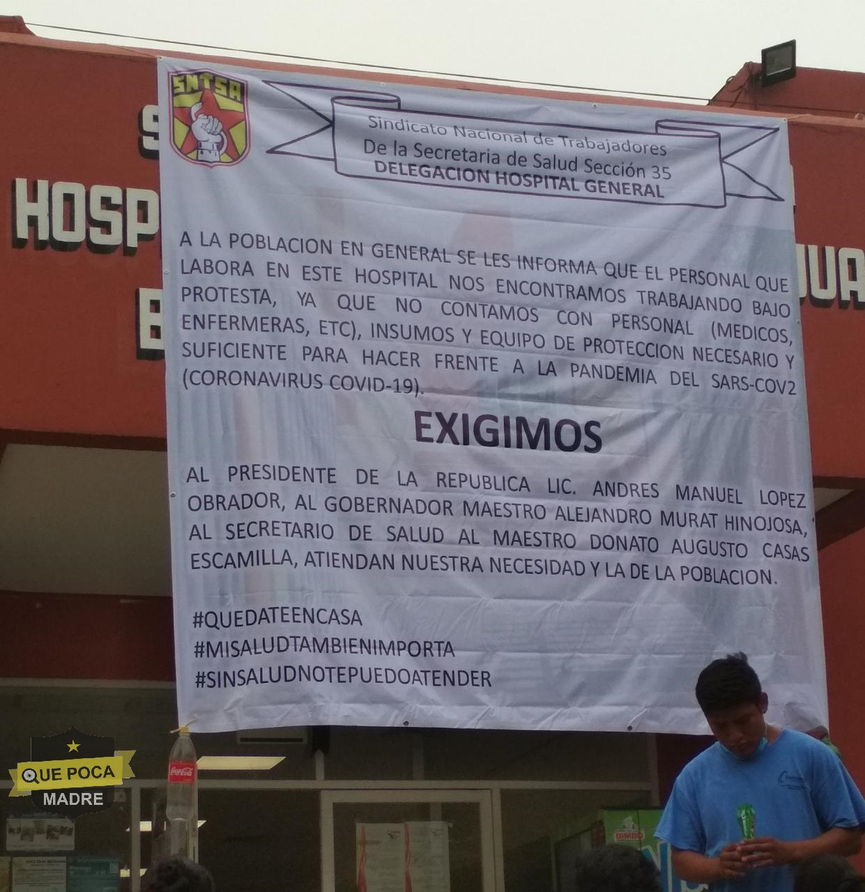 Trabajadores de Hospital de Oaxaca denuncian falta de material y equipo.