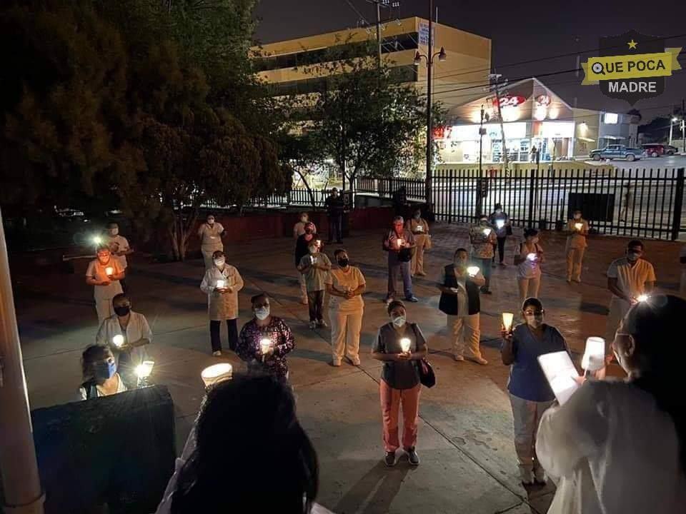 Personal de Hospital del IMSS de Reynosa rinde homenaje a enfermero muerto por Covid 19.