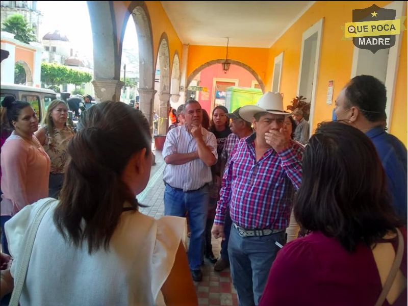 Protestan comerciantes en Nayarit por falta de ingresos ante la pandemia.