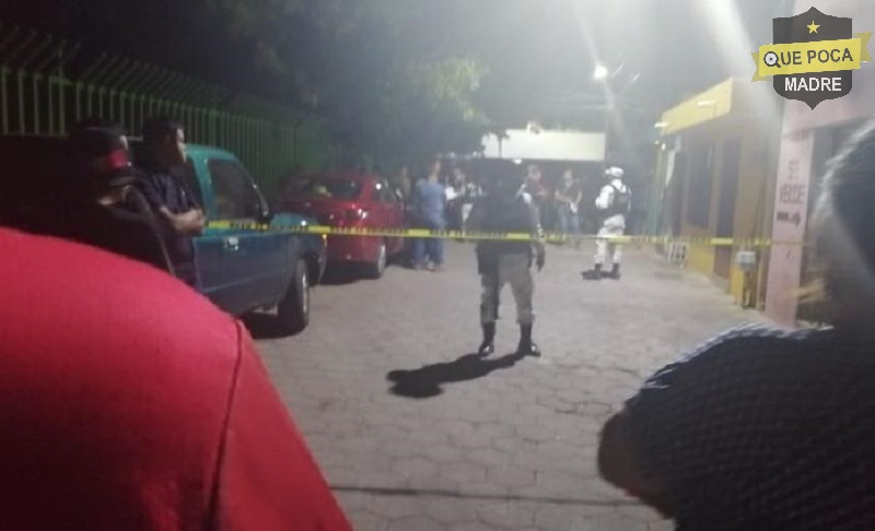 Ejecutan a balazos a un joven en San Luis Potosí.