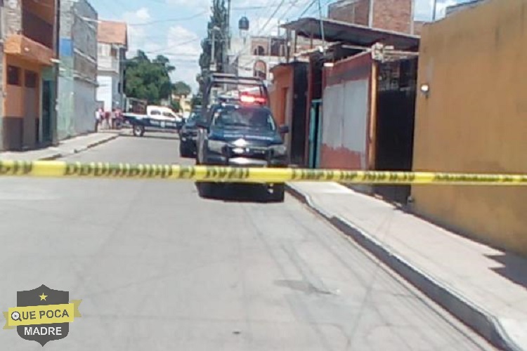 Encuentran cadáver de un hombre en una casa de Celaya.