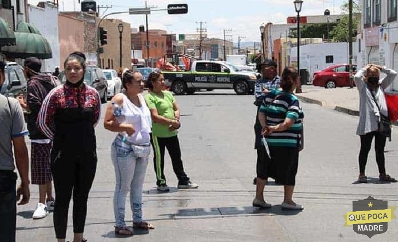 Comerciantes de San Luis Potosí se manifestaron para exigir apoyos al gobierno.