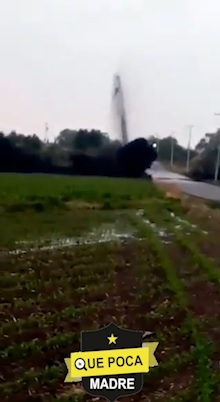 Toma clandestina provoca fuga de combustible en Hidalgo.