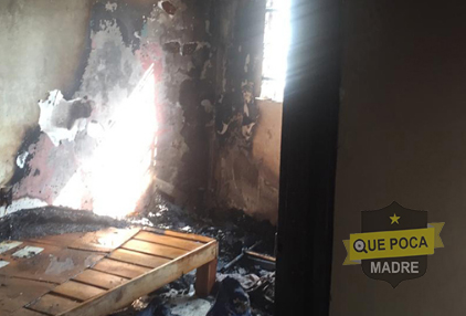 Se incendia domicilio dejando daños materiales en Villa de Álvarez.