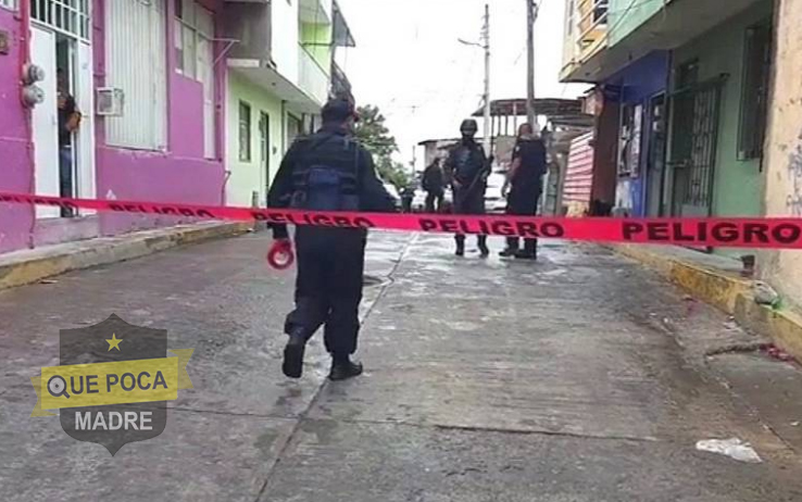 Casquillos percutidos y sangre quedan tras enfrentamiento entre civiles en Chilpancingo.