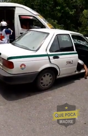 Muere taxista tras chocar de frente con una combi en Cancún. (Vídeo)