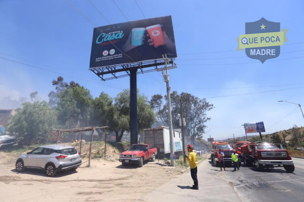 Mueren 2 soldados cuando combatían un incendio en Tijuana.