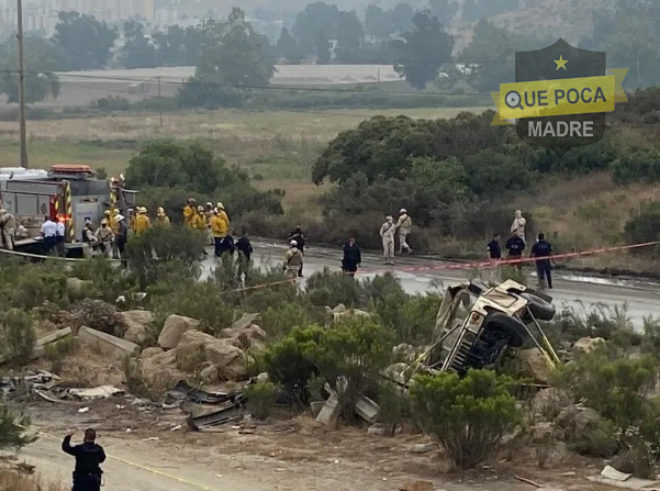 5 militares muertos y 3 heridos tras volcadura en Tijuana.
