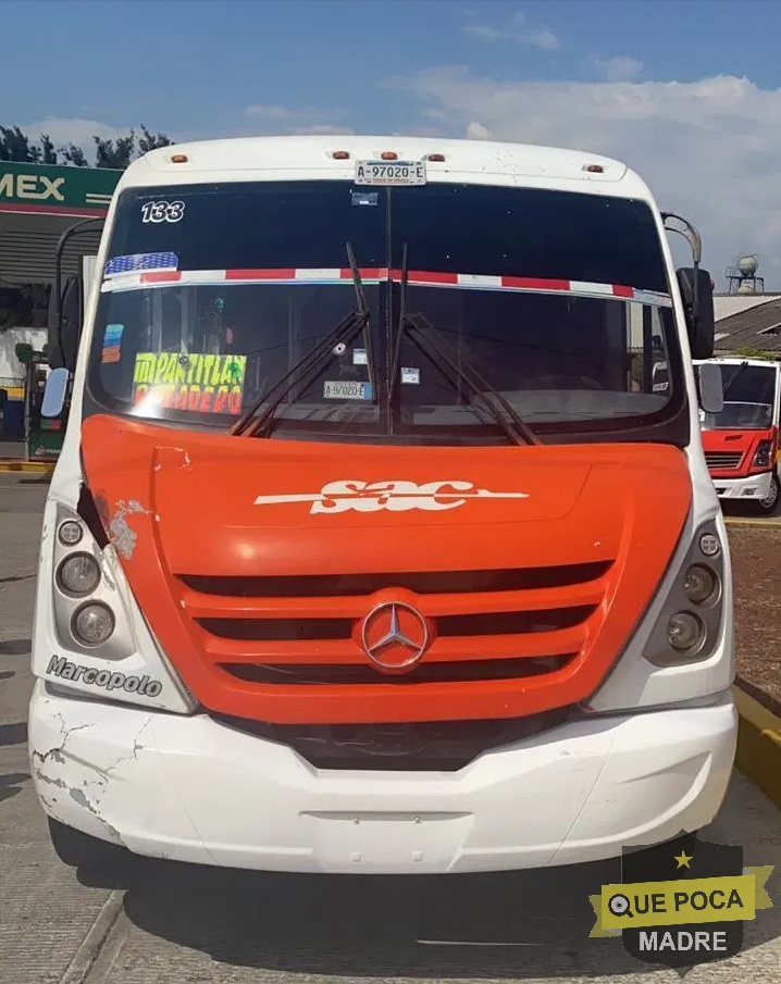 Asesinan a chofer y su ayudante en camión de pasajeros en La Paz.