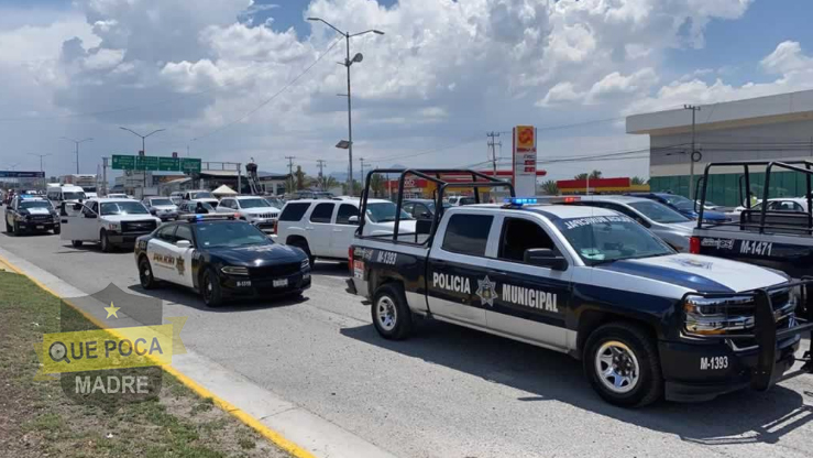 Rateros armados roban maletín con dinero afuera del banco en Saltillo.