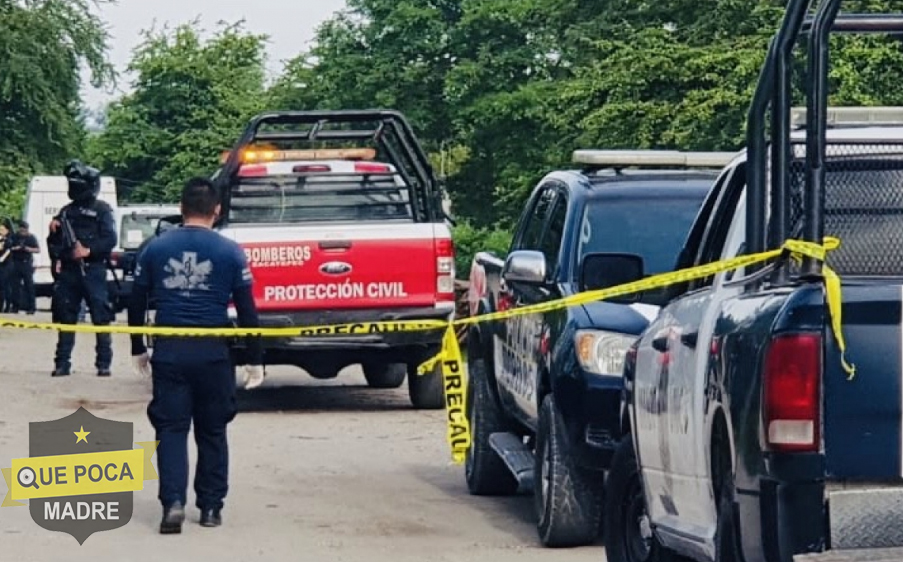 Encuentran a una mujer muerta en canal de riego de Zacatepec.