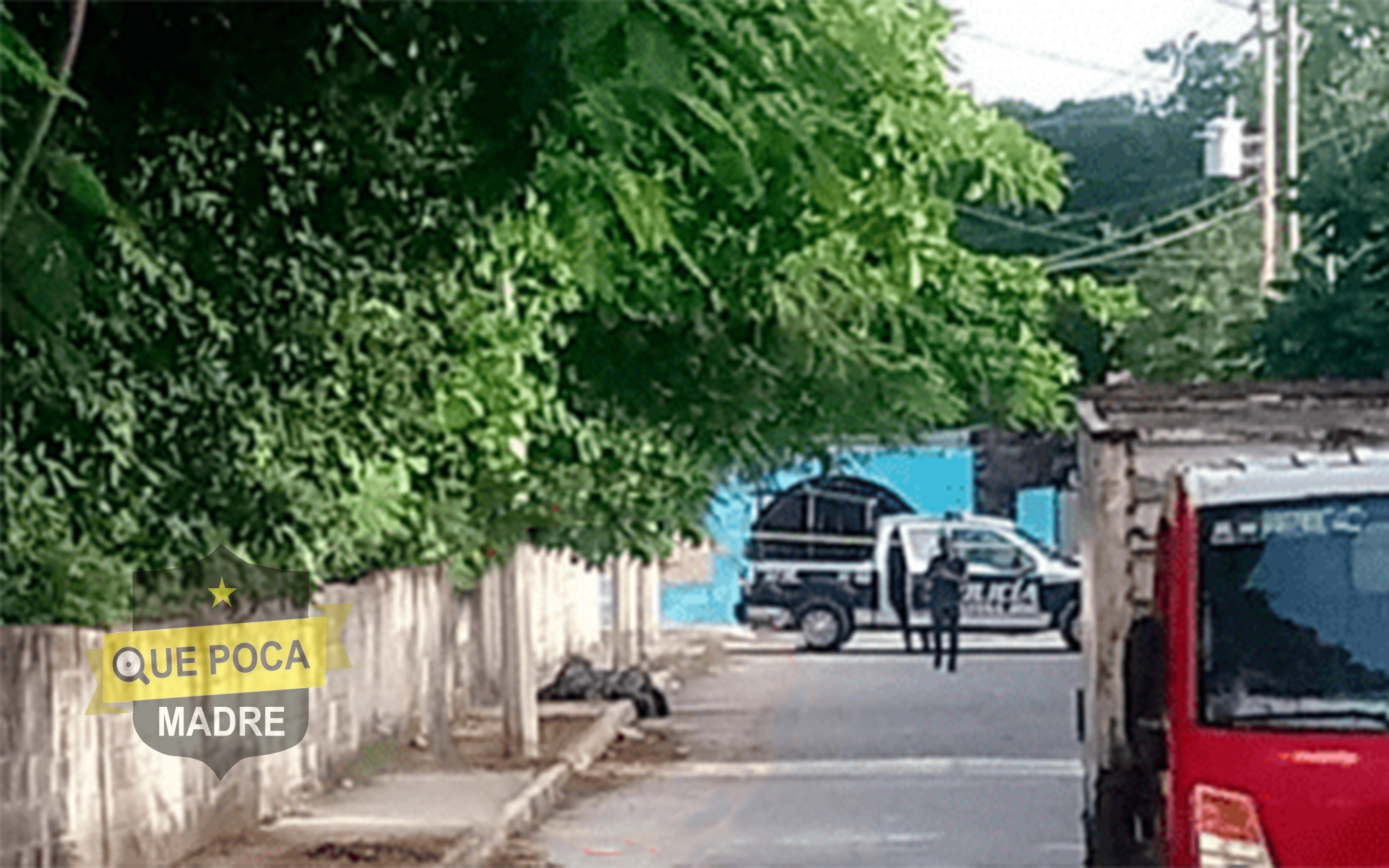 Abandonan cadáver encobijado en Cancún.