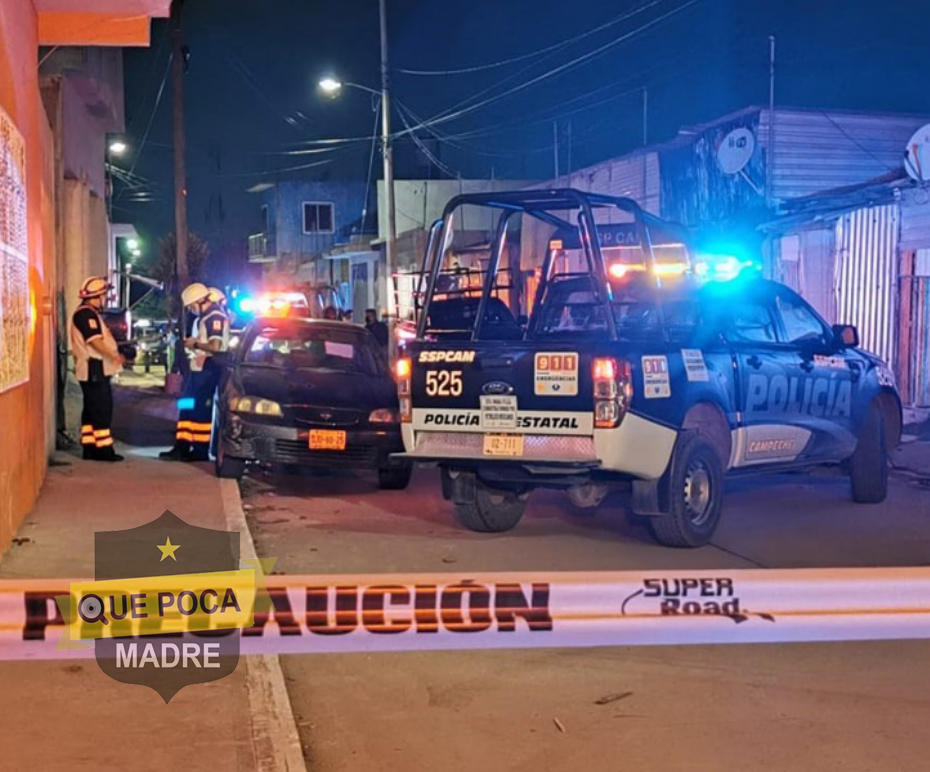 Motociclistas matan a un hombre afuera de su casa en Carmen.