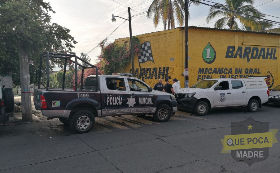 Abandonan cadáver de hombre golpeado en Temixco.