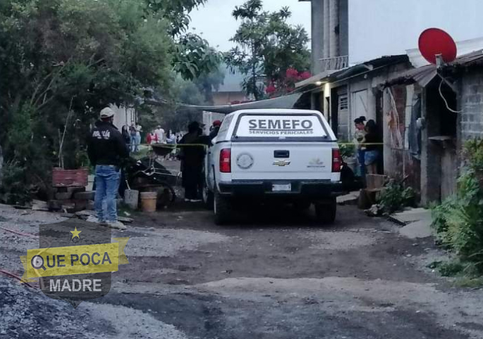 Sujetos armados persiguen y matan a un hombre en Apatzingán.