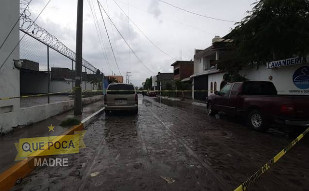Matan a hombre en el baño de su casa en Querétaro.